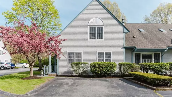 Fairhaven, MA 02719,401 Nasketucket Way #401