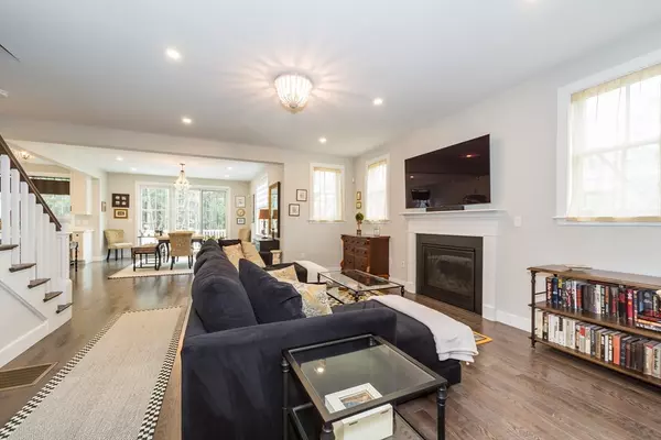 Milton, MA 02186,54 Wolcott Woods Ln #54