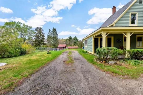 Carver, MA 02330,137 Plymouth St