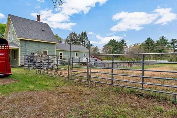 Carver, MA 02330,137 Plymouth St