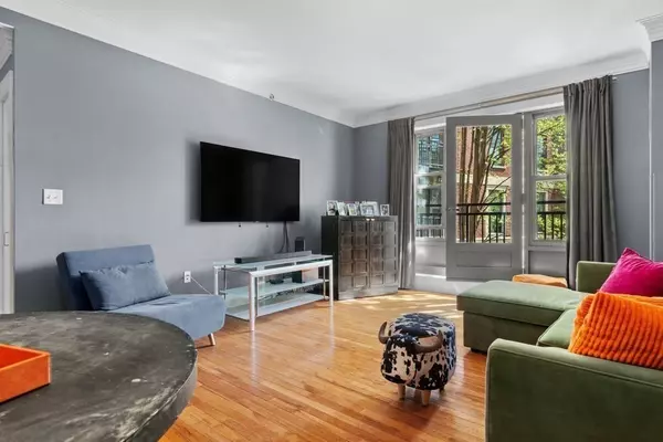 Boston, MA 02118,519 Harrison Avenue #D212