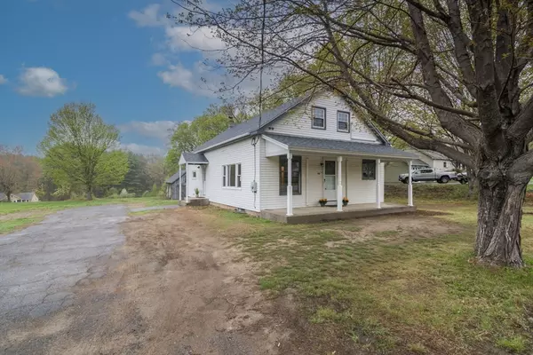 Greenfield, MA 01301,146 Leyden Road