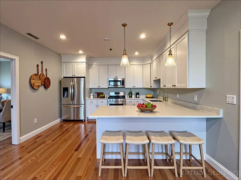 Everett, MA 02149,227 Hancock Street #2