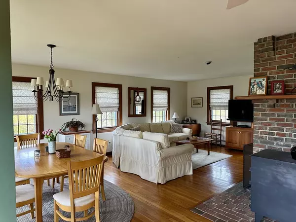West Tisbury, MA 02575,32 Machipscat Trail