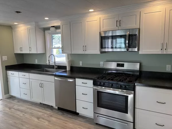 Kingston, MA 02364,26 Silver Birch Lane