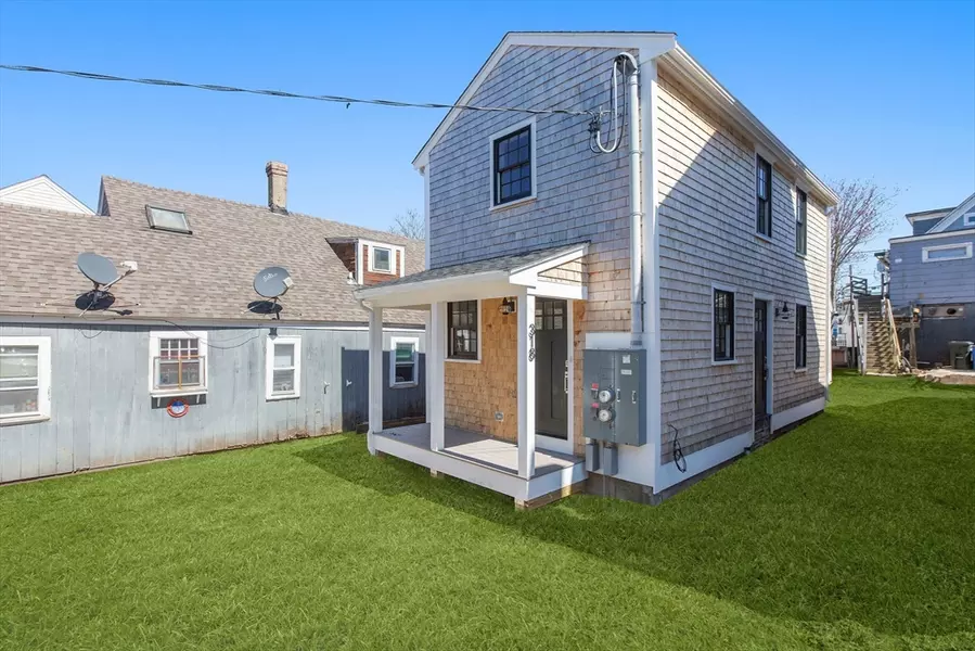 318 Commercial Street #2, Provincetown, MA 02657