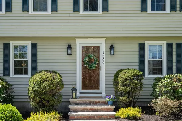 North Andover, MA 01845,1809 Salem St