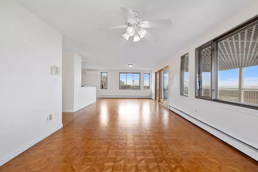 8 Pebble Ave #2, Revere, MA 02151