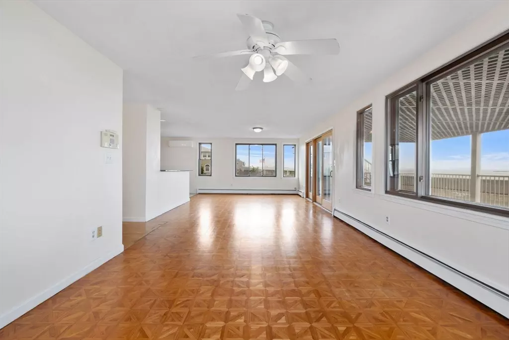 Revere, MA 02151,8 Pebble Ave #2