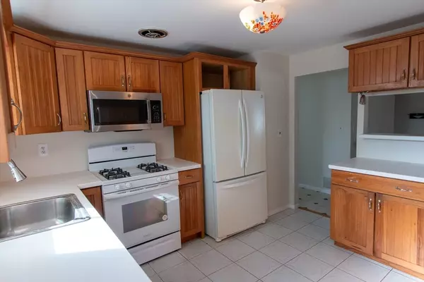 Brockton, MA 02301,34 Cottage Grove Ave