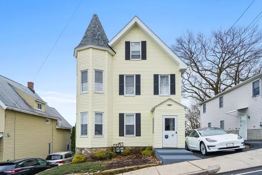 18 Horace St, Malden, MA 02148