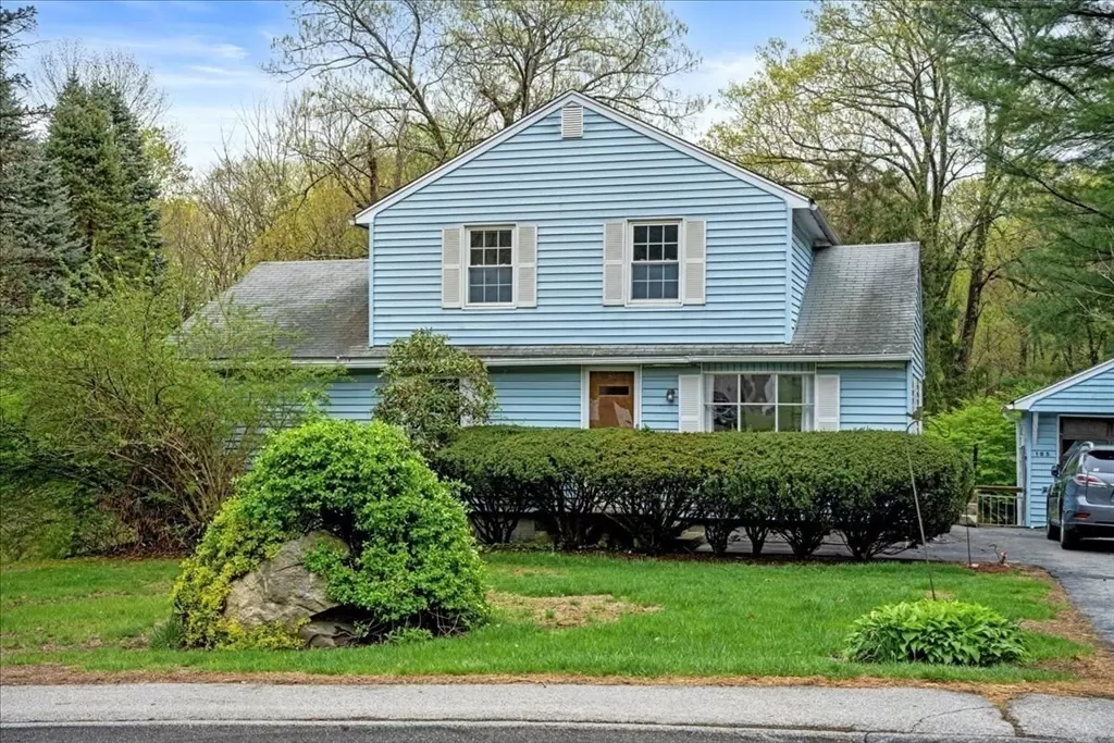 Auburn, MA 01501,105 Rochdale St