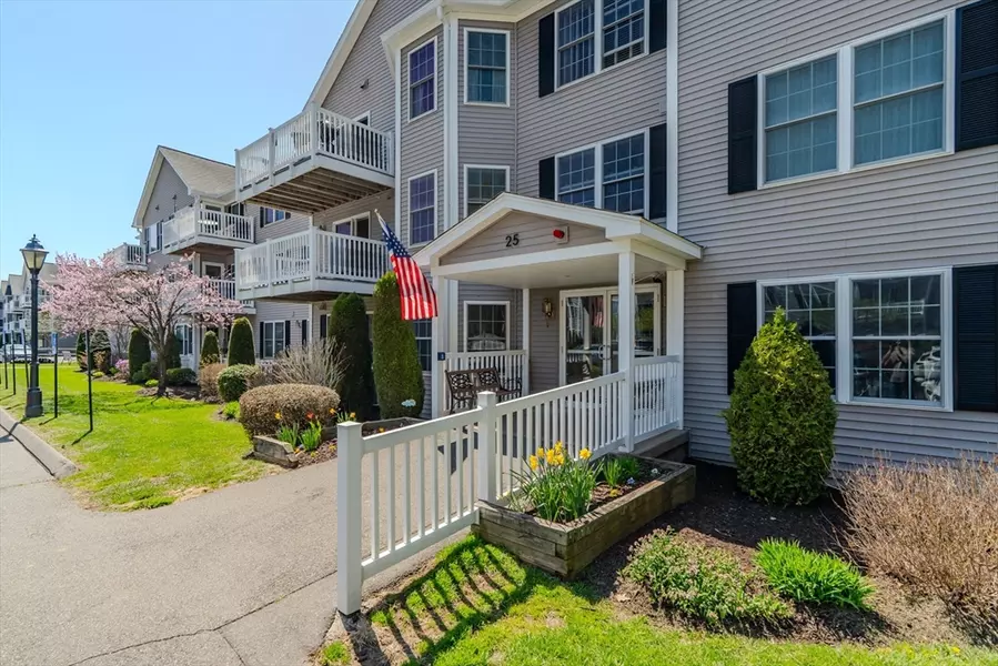 25 Greenleaves Drive #520, Amherst, MA 01002