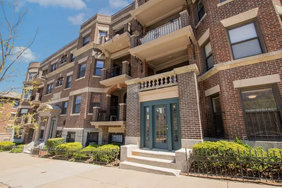 1472 Commonwealth Ave #A, Boston, MA 02135