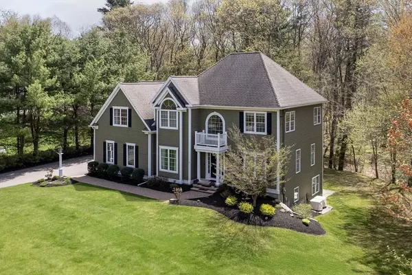 58 Gilmore Rd, Southborough, MA 01772