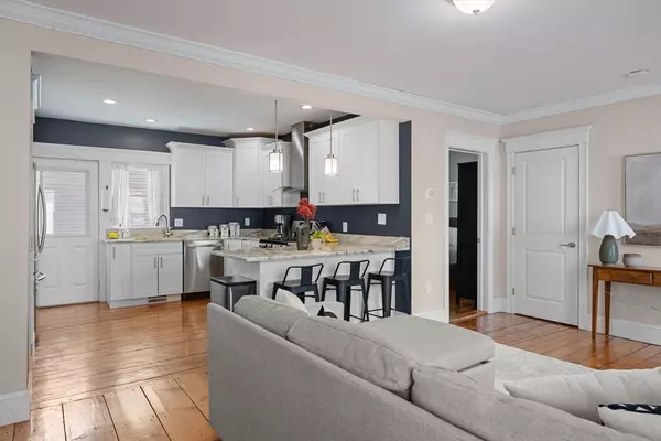 Salem, MA 01970,2 Griffin Pl #1