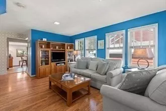 Nahant, MA 01908,16 Simmons Rd