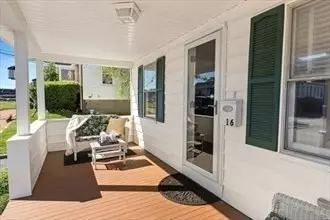 Nahant, MA 01908,16 Simmons Rd