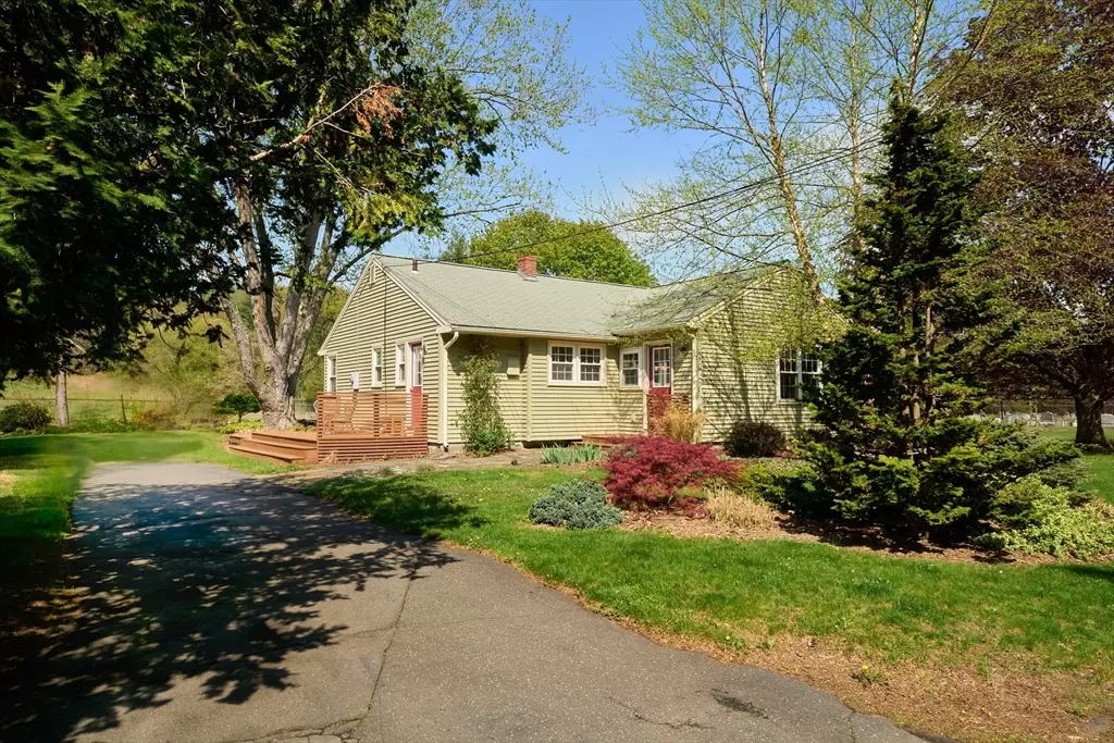 Northampton, MA 01062,248 Spring Grove Ave.