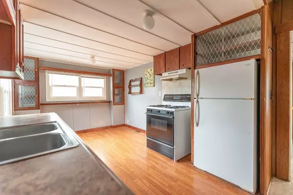 Taunton, MA 02780,14 Lisa Drive