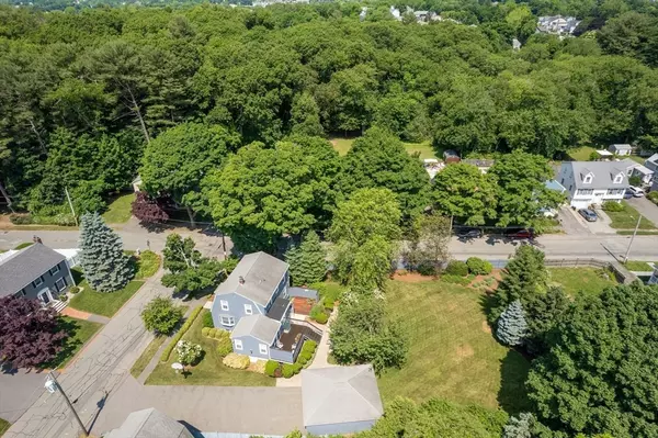 Beverly, MA 01915,2 Sylvester Avenue