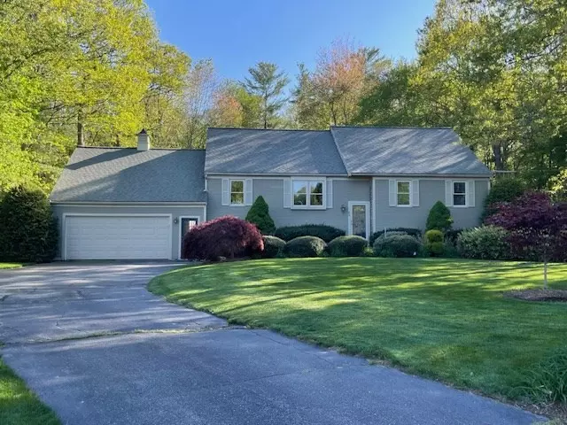 Bridgewater, MA 02324,90 Maura Dr