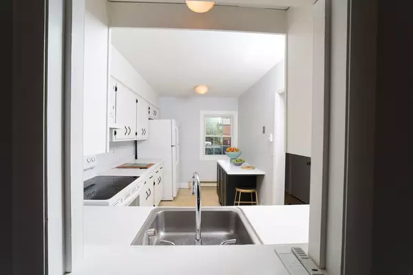 Easton, MA 02375,41 Foundry Street #24-4