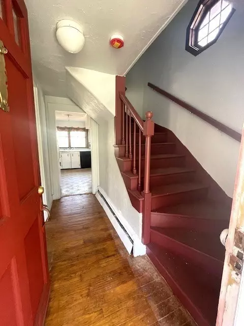 Medway, MA 02053,114 Milford St ( Rt 109)