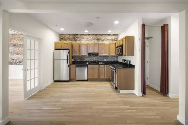 Boston, MA 02128,172 Cottage St #6