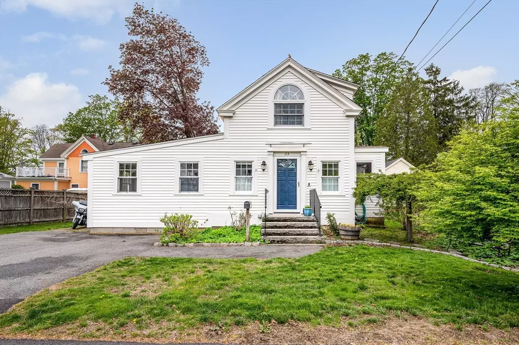 Danvers, MA 01923,25 Ash St