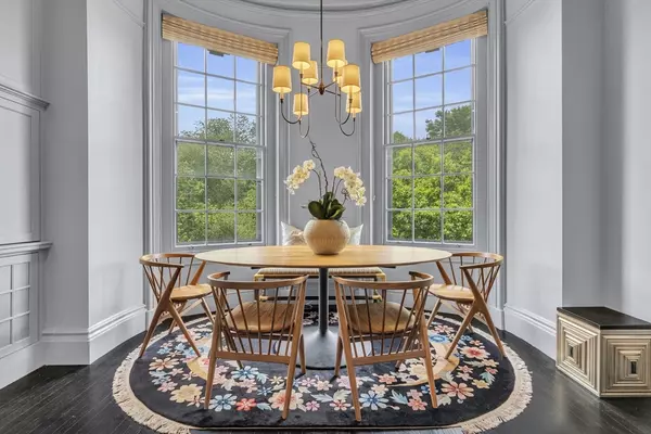 Boston, MA 02116,60 Commonwealth Ave #7