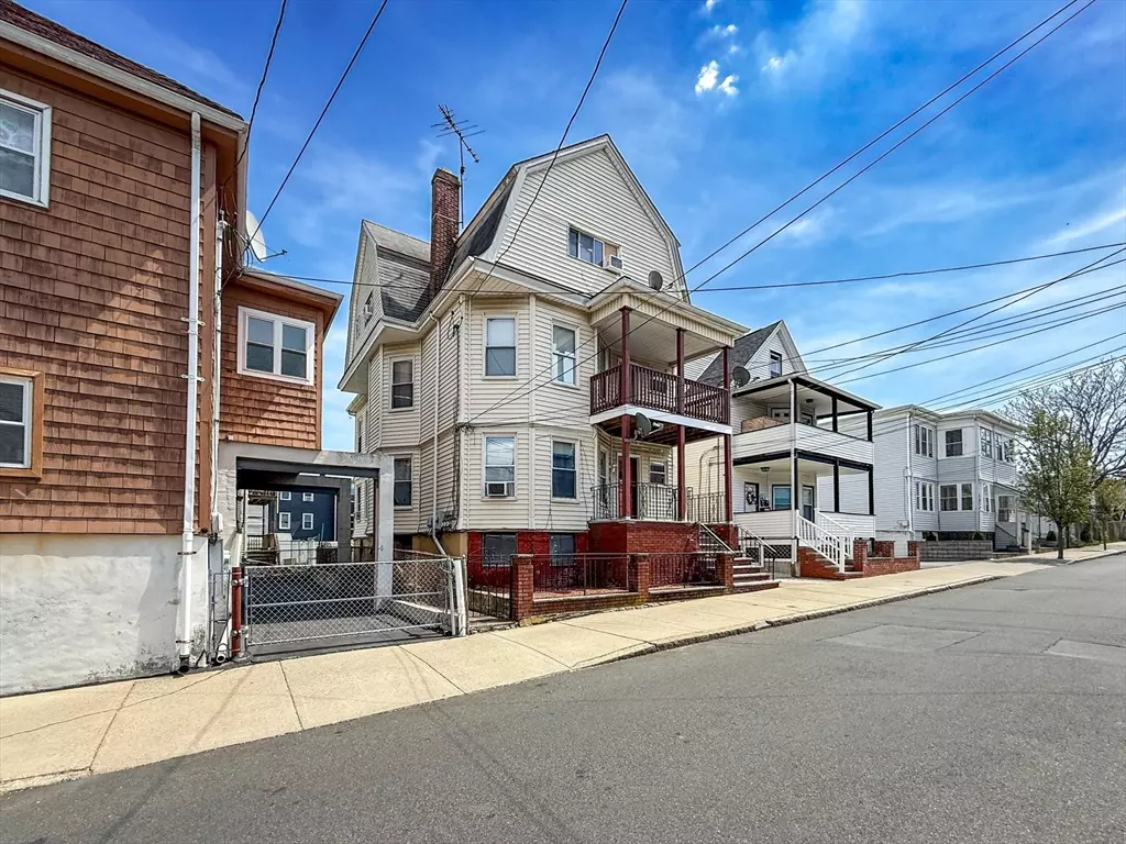Revere, MA 02151,10 Walden St