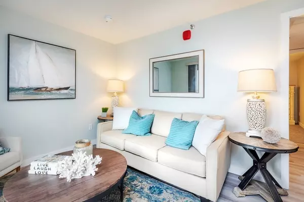 Hampton, NH 03842,449 Ocean Boulevard #407