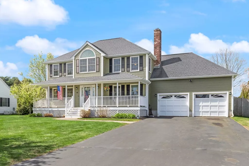 Stoughton, MA 02072,15 Sparrow Road
