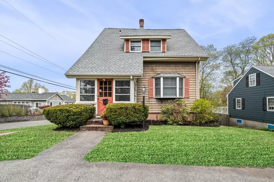 42 Chase St, Danvers, MA 01923
