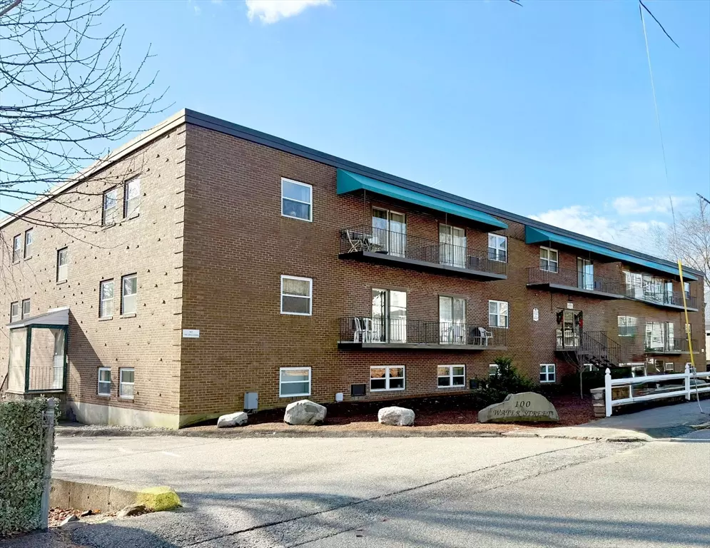 Stoughton, MA 02072,100 Water Street