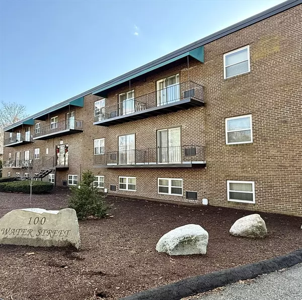 Stoughton, MA 02072,100 Water Street