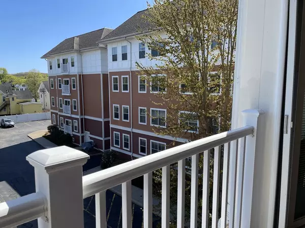 Hudson, MA 01749,250 Main Street #317B