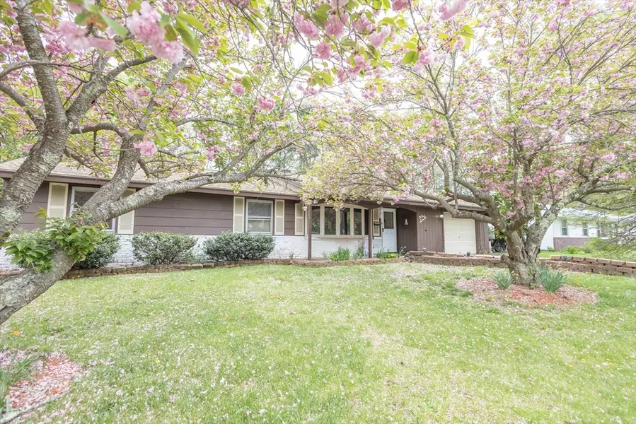 52 Stella Road, Bellingham, MA 02019
