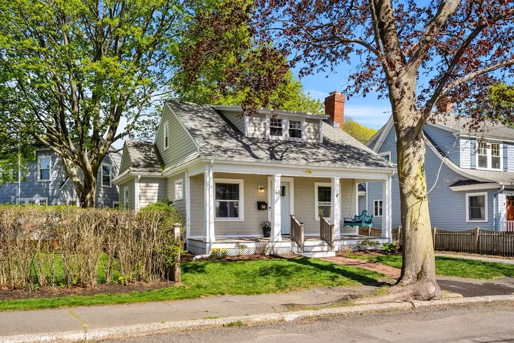 Marblehead, MA 01945,41 West Street