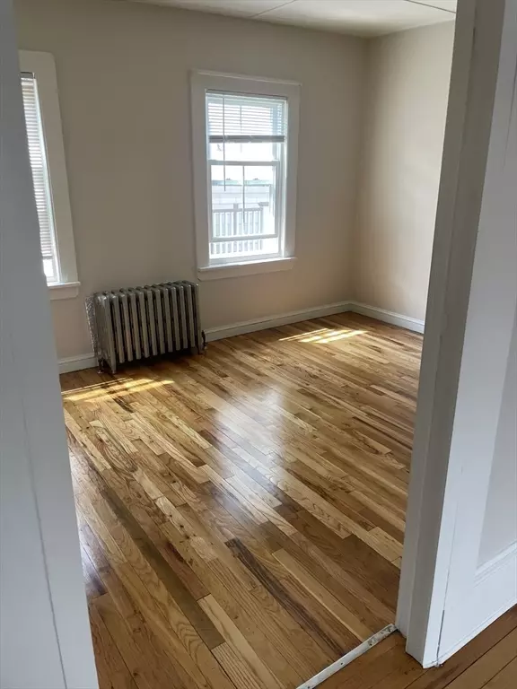 Marblehead, MA 01945,15 Harris #2