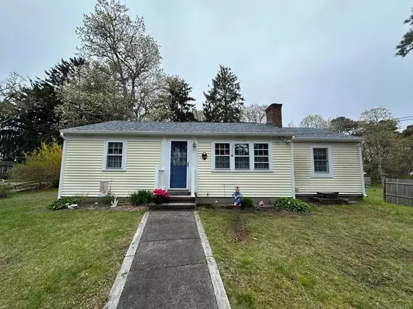 39 Naushon Road, Dennis, MA 02639