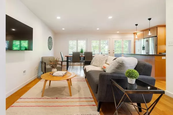 Boston, MA 02130,241 Perkins St #E402