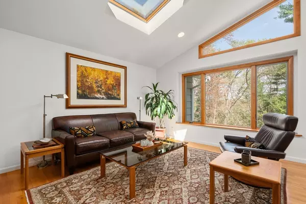 Wayland, MA 01778,24 Red Barn Rd