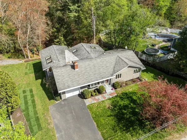 Wayland, MA 01778,24 Red Barn Rd