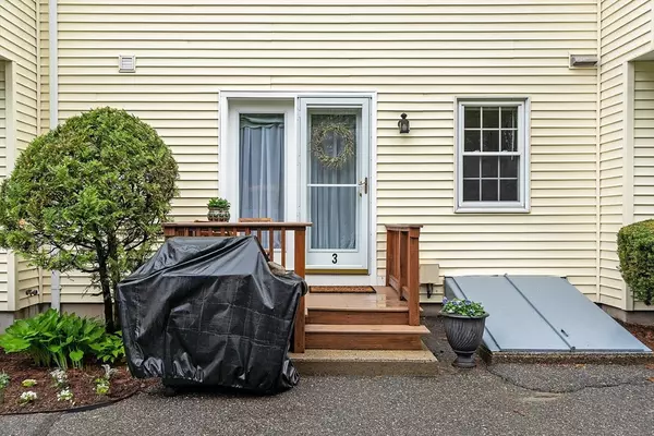 Holden, MA 01522,4 Nichols St #3