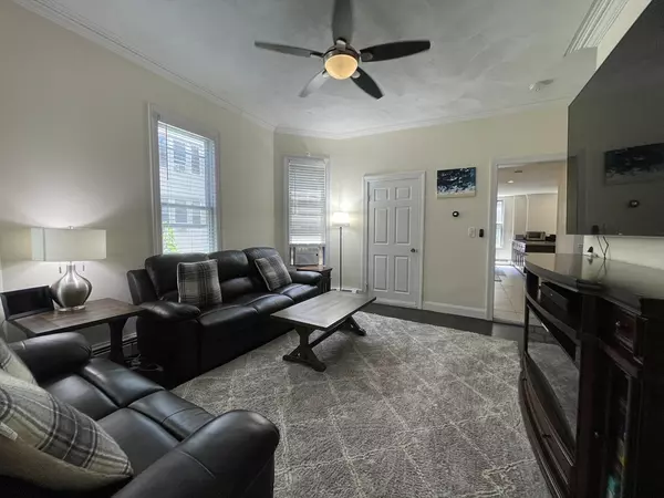 Boston, MA 02121,11 Bowdoin Avenue #1