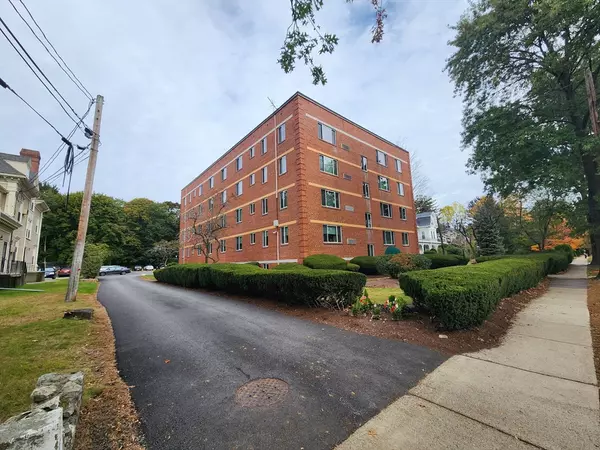 Arlington, MA 02476,125 Pleasant St. #203