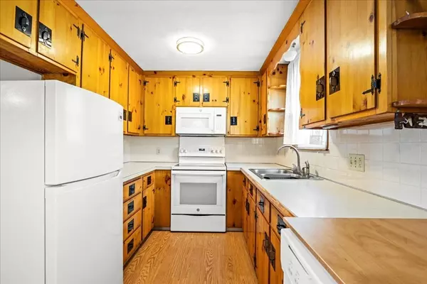 Northbridge, MA 01534,47 Duggan Way