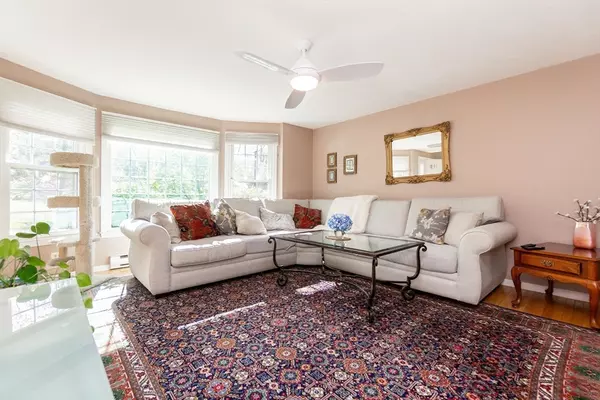 Millis, MA 02054,60 Spencer St #60